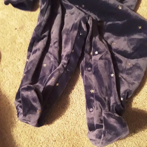 Infant Christmas Onesie with Hat - Picture 2 of 4